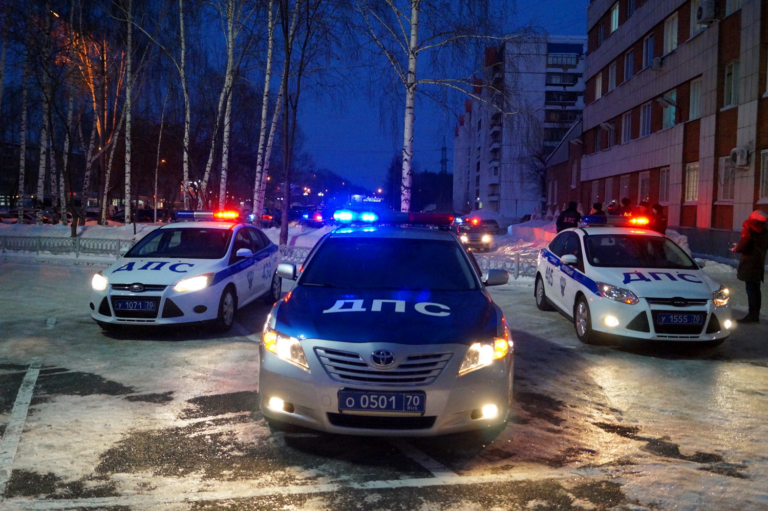 Дпс в населенных пунктах. ГИБДД Томск. Машина ДПС. Машина гаишников. Крутые машины ДПС.