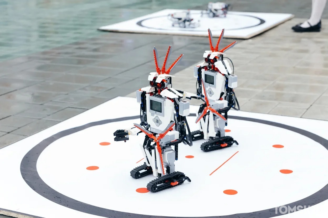 Школьники Томской области устроят шоу роботов и поборются за победу на олимпиаде