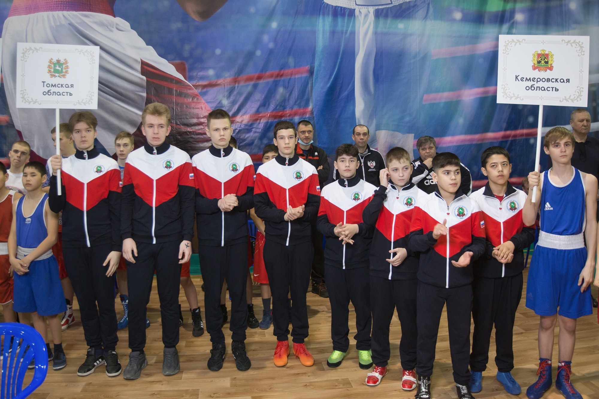 В Томске наградили победителей первенства СФО по боксу среди юношей 13-14 лет