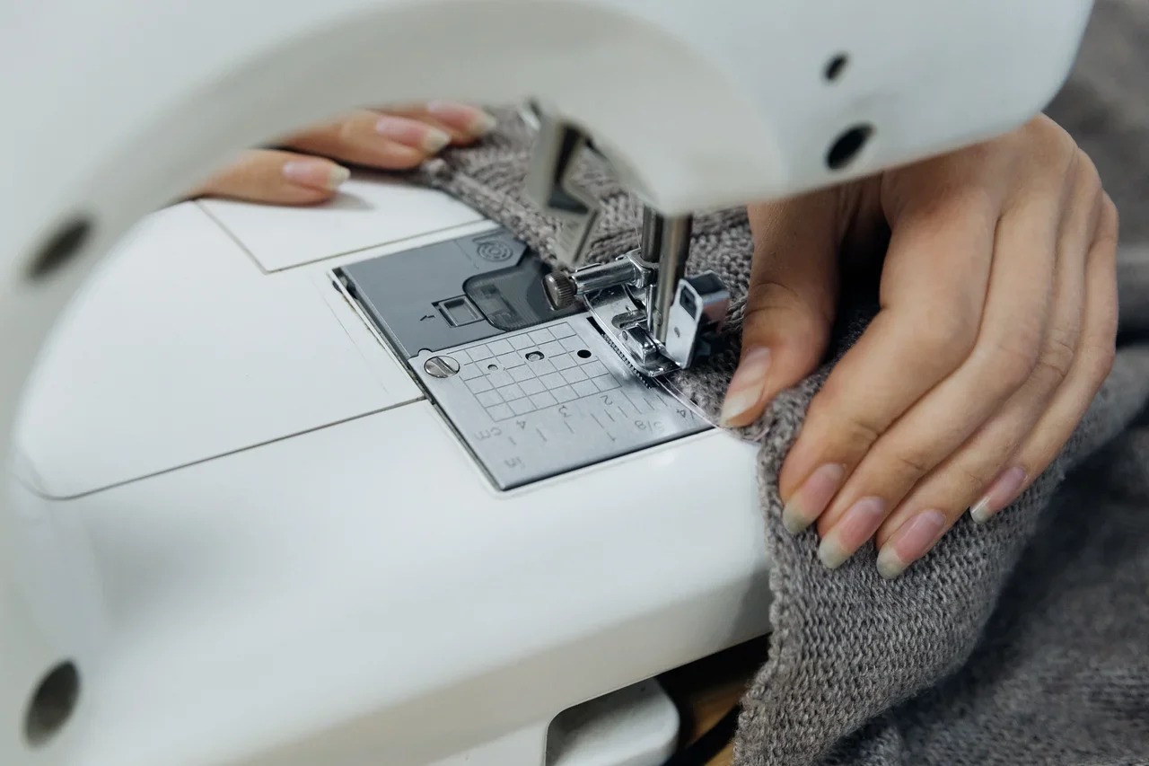 Кадровый центр «Работа России» приглашает мастеров швейного производства на открытый отбор