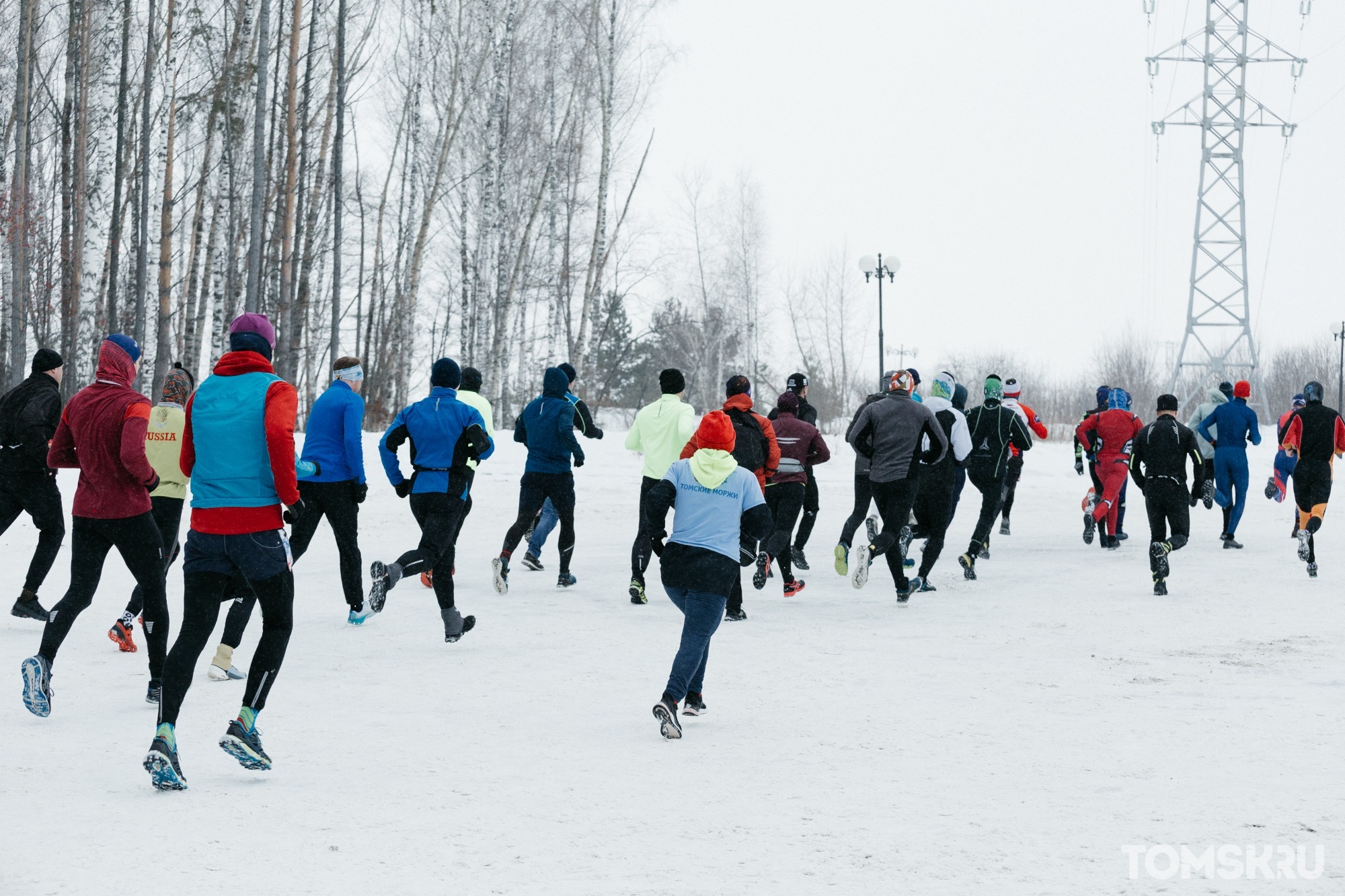Забеги январь. Забег 2 февраля 2022. Богородский округ забег. Забег в парке Долгопрудный зимой. Пробег Асино Первомайское 2022.
