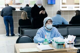 Пункты вакцинации от коронавируса в Томской области продолжают работать в новогодние каникулы