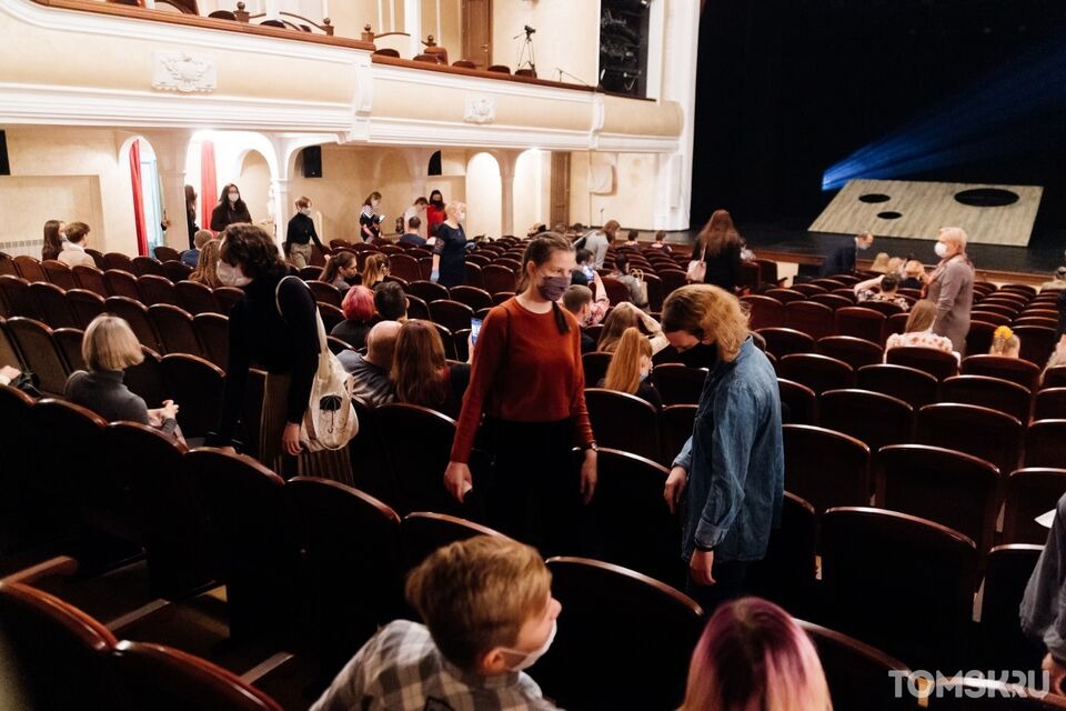 Рост посещаемости спектаклей и самые популярные театры: что изменилось с введением «Пушкинской карты» в Томской области?