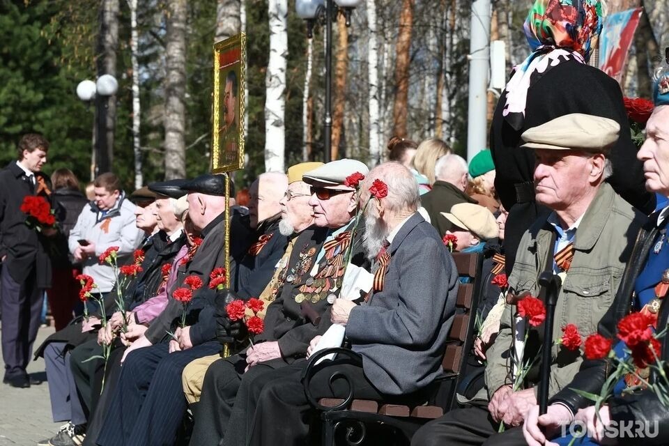 «Фронтовые бригады» начали поздравлять томских ветеранов с Днем Победы