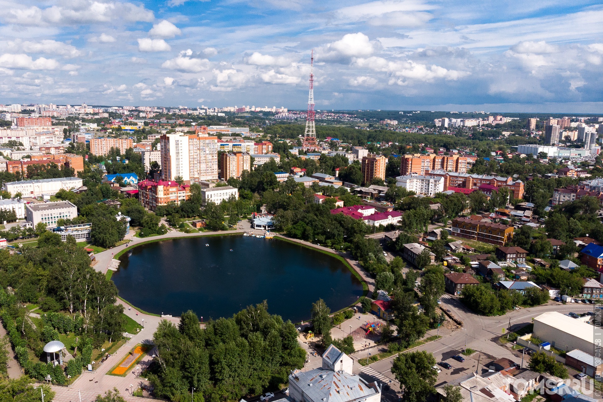 Озера томска. Политехническое озеро Томск. Березовское озеро Томск. Белое озеро Томск рисунок. Озеро Боярское Томск.