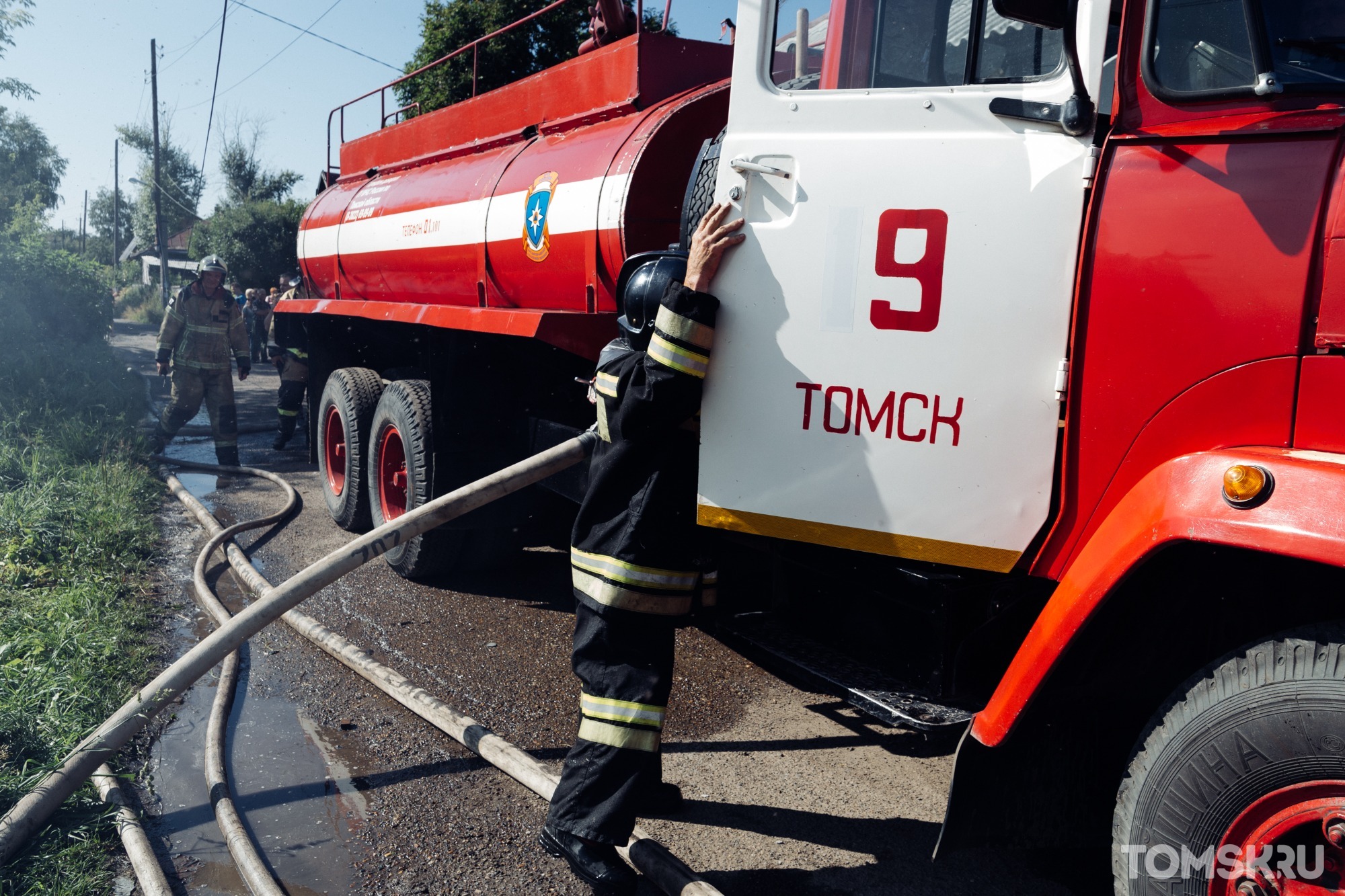 В Томской области в результате пожара в жилом доме погибла 37-летняя женщина