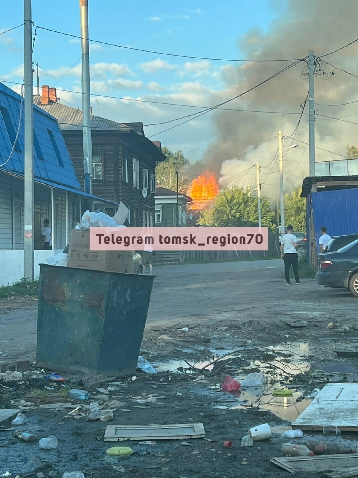 Пожар в центре Томска: сгорел деревянный дом на Московском тракте |  07.07.2022 | Томск - БезФормата