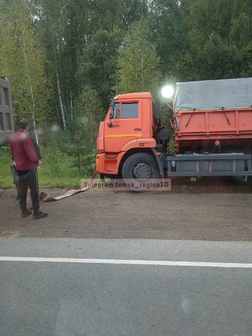 Очевидцы сообщают о двух ДТП возле Зоркальцево | 20.08.2022 | Томск -  БезФормата