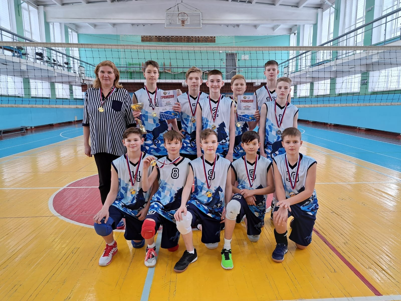 Юные томичи одержали победу на первенстве Сибири по волейболу