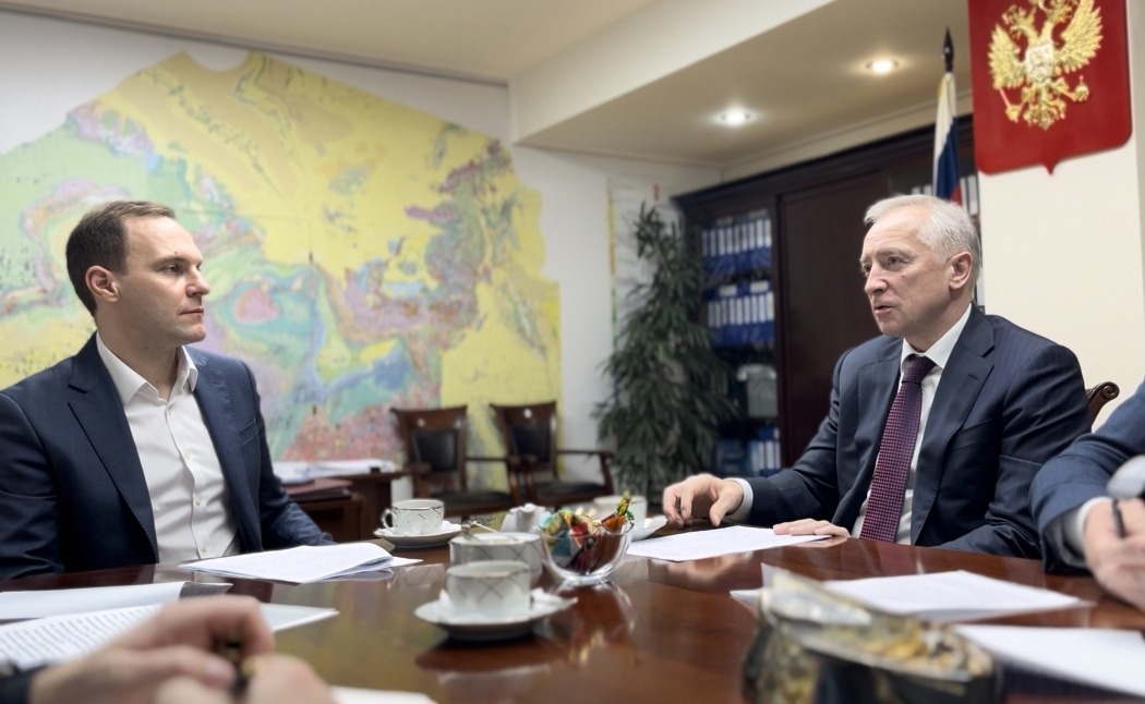 Владимир Мазур провел рабочую встречу с руководителем Роснедр и обсудил перспективы нефтегазодобычи в регионе 