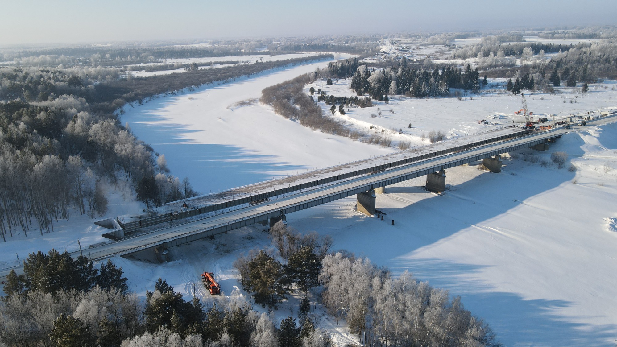 В Томской области строители планируют сдать новый мост через реку Яя раньше срока