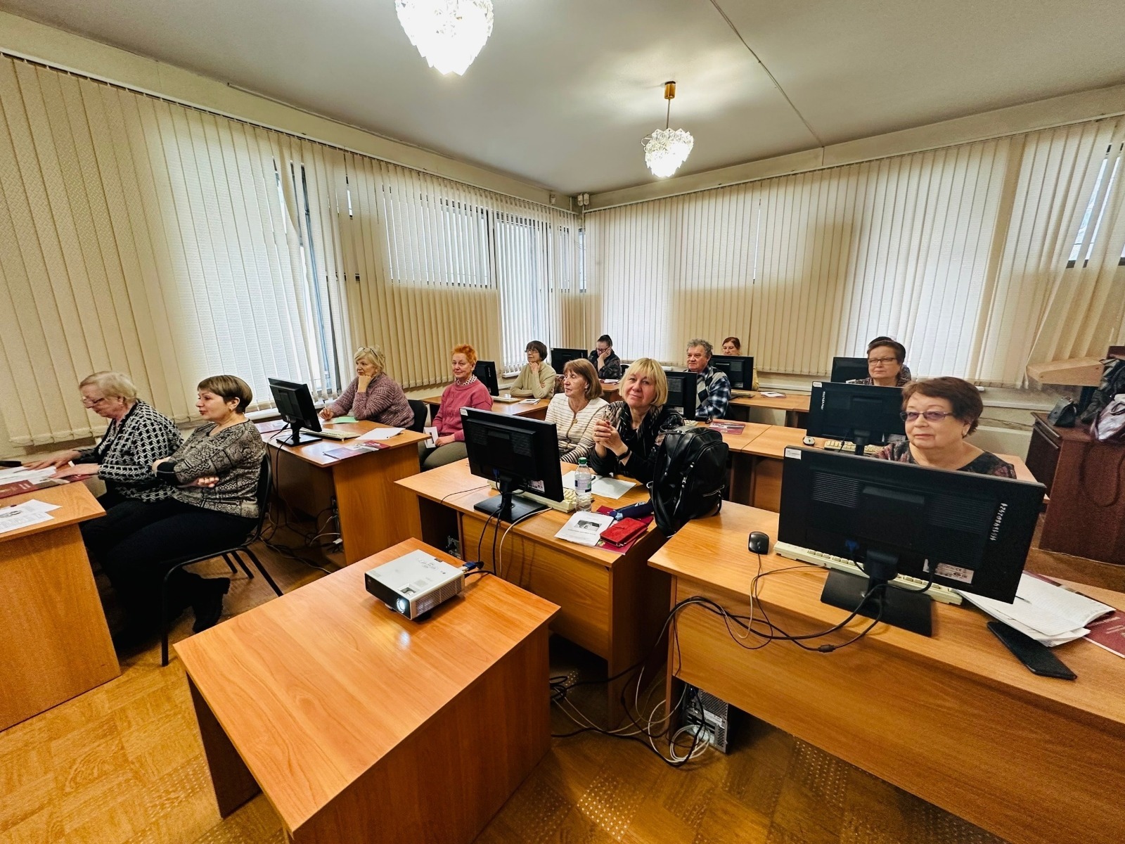 Томская академия активного долголетия приглашает пенсионеров на занятия в марте