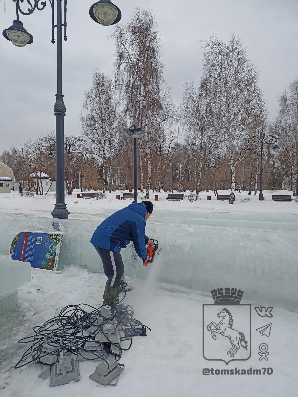 На Ново-Соборной начался демонтаж ледовых фигур