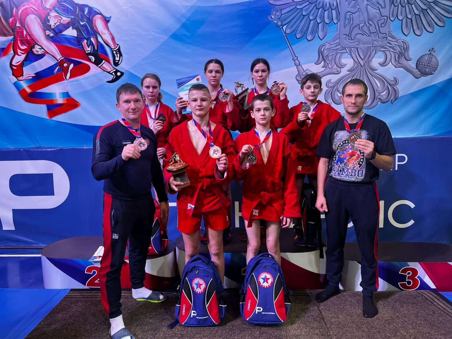 Томские самбисты взяли 12 наград на всероссийском турнире