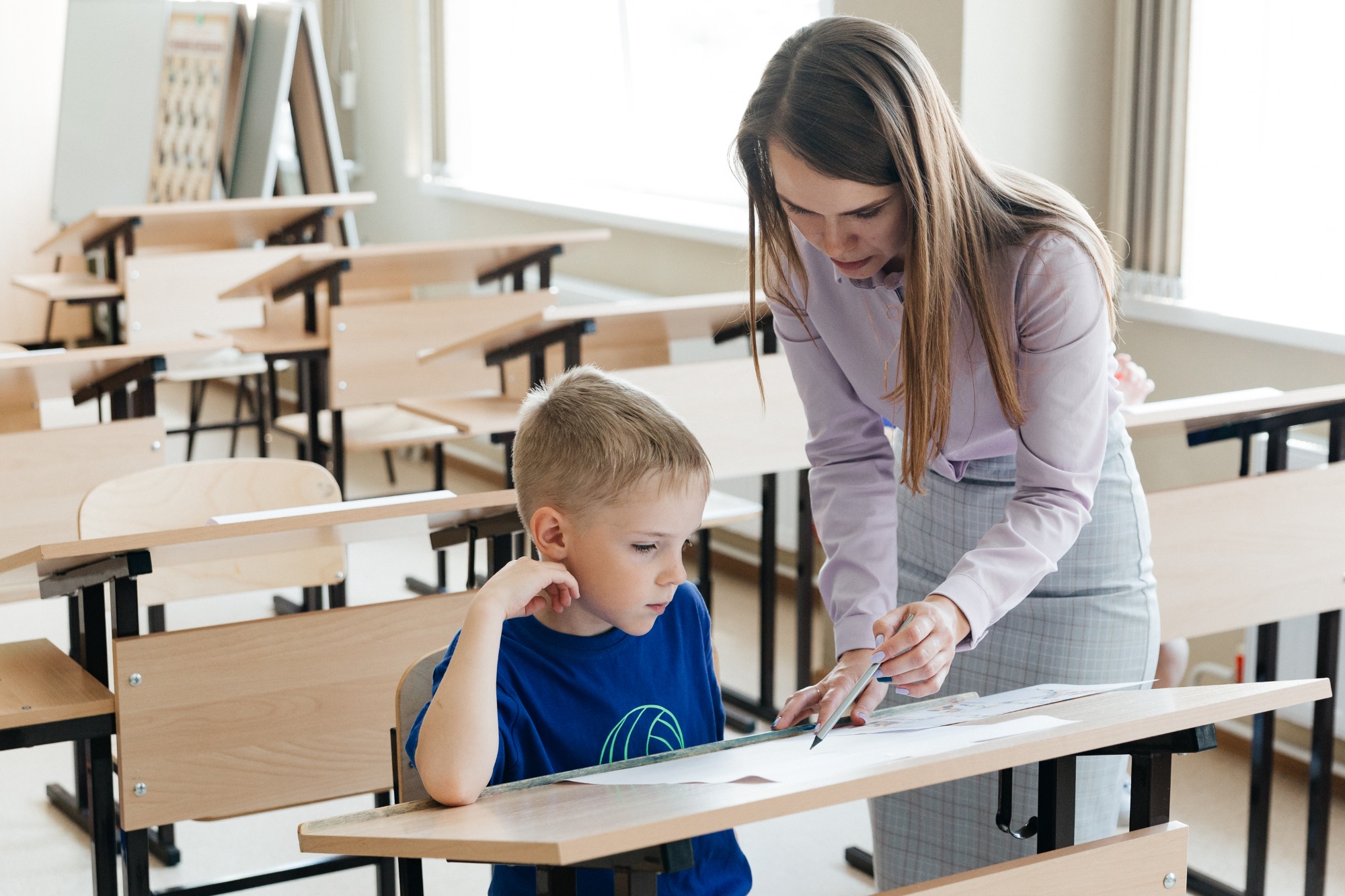 Владимир Мазур создал комиссию по начислению зарплат учителям 