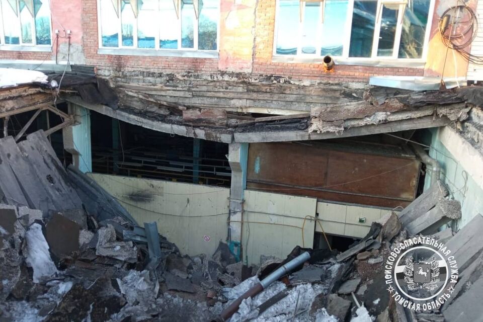 В цеху Томского электролампового завода рухнула крыша
