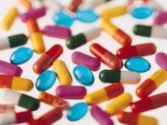В нашей стране цены на  лекарственные препараты в первом квартале 2009 года выросли в среднем на 30%. Это заставляет россиян искать дешевые аналоги необходимым лекарствам, что зачастую наносит вред их здоровью.