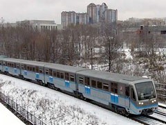 ЗАО "Метровагонмаш" изготовило новый пятивагонный метропоезд, который в скором времени будет проходить обкатку в столичной подземке.